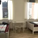 Pension Highway 3 - Bielefeld Paderborner Strasse 290 3* Bielefeld