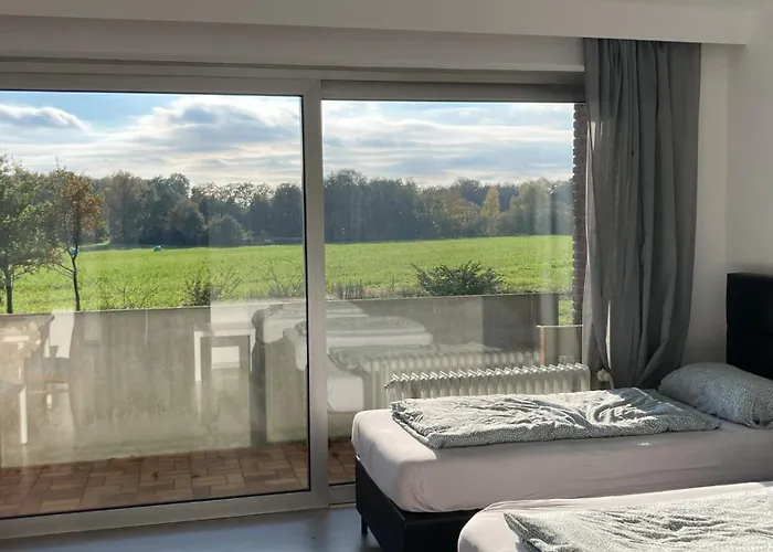 Highway 3 Pensionat 3*